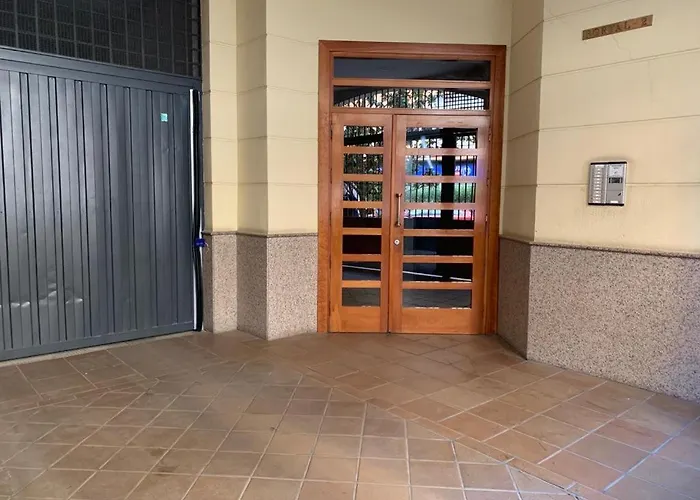 Con Encanto Y Parking Privado Y Gratuito