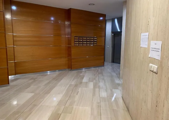 Con Encanto Y Parking Privado Y Gratuito